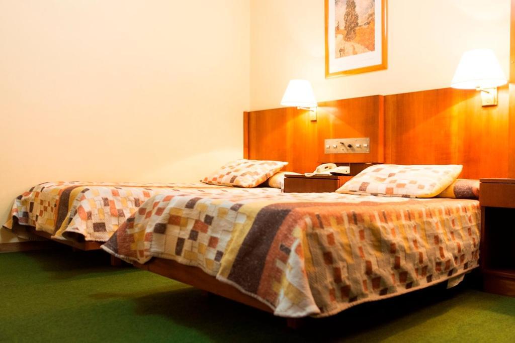 Hotel Del Jardin Сан-Мигель-де-Тукуман Экстерьер фото